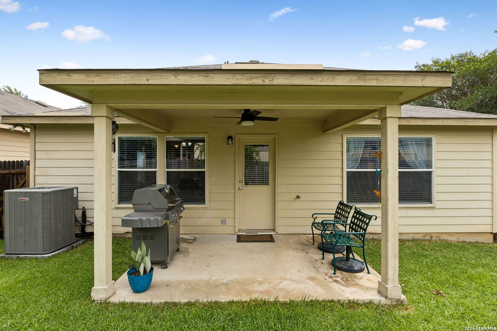 27011 Rustic Cabin San Antonio TX 78260