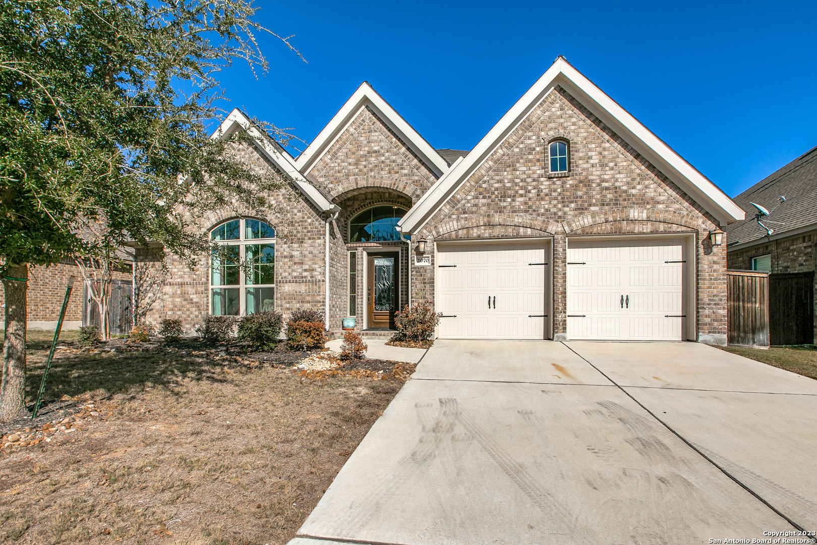 2070 Cullum Park San Antonio TX 78253