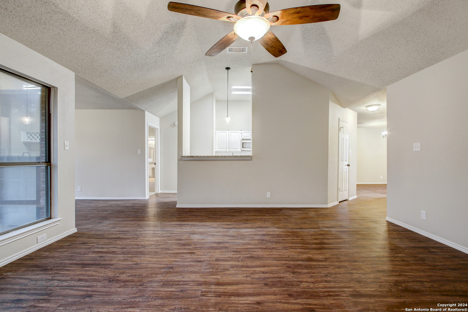 11823 Adriana Maria San Antonio TX 78253