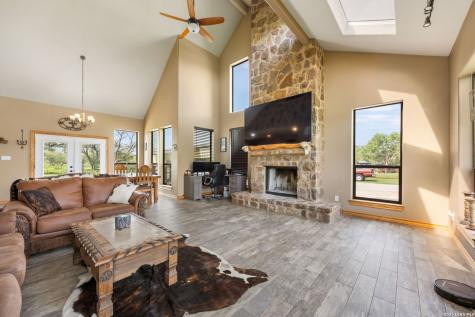 11970 New Sulphur Springs Road Adkins TX 78101