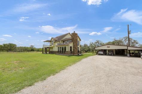 11970 New Sulphur Springs Road Adkins TX 78101