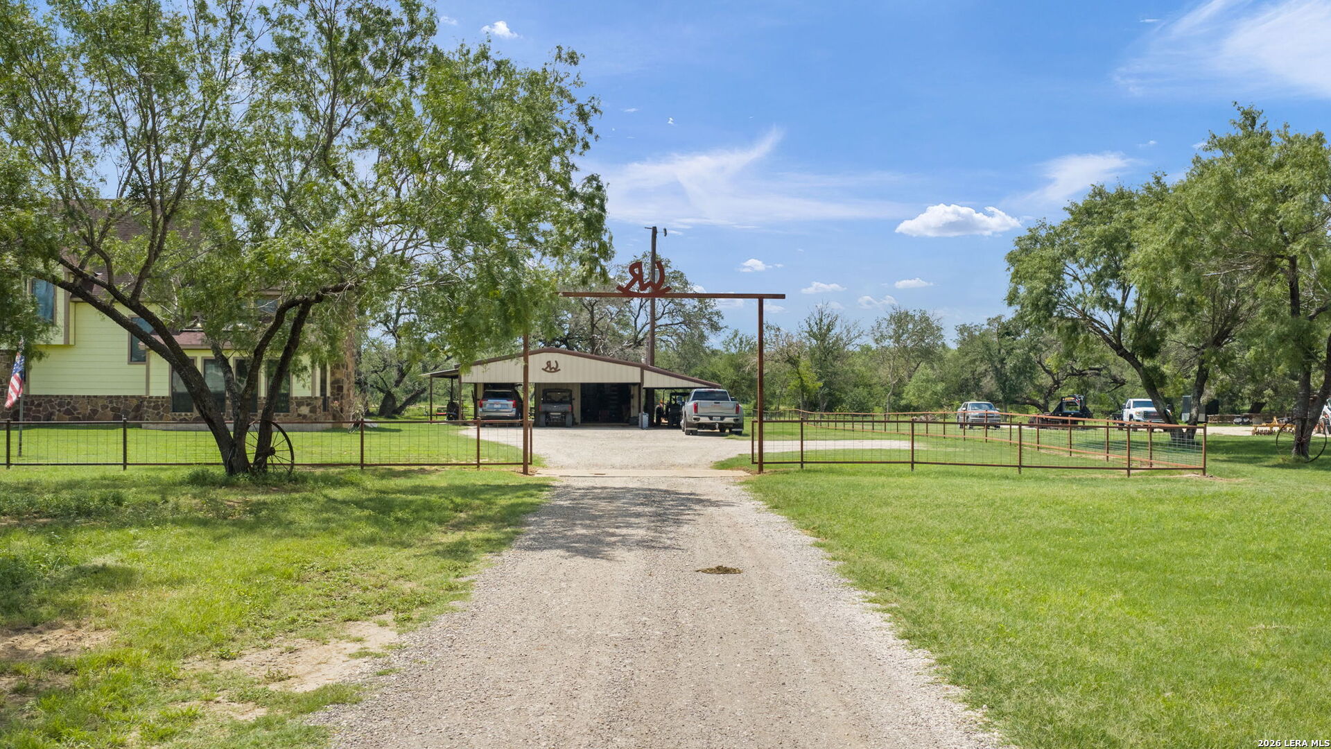 11970 New Sulphur Springs Road Adkins TX 78101