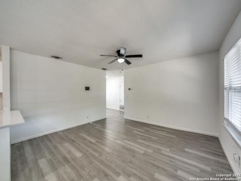 9714 Five Forks Street San Antonio TX 78245