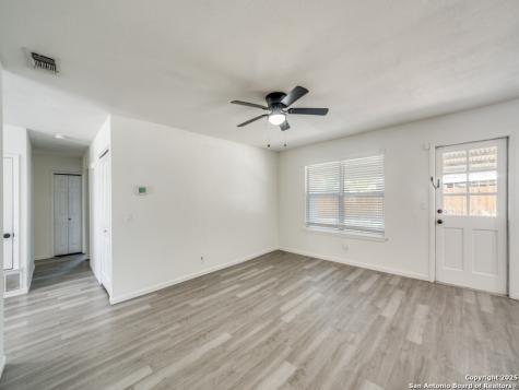 9714 Five Forks Street San Antonio TX 78245