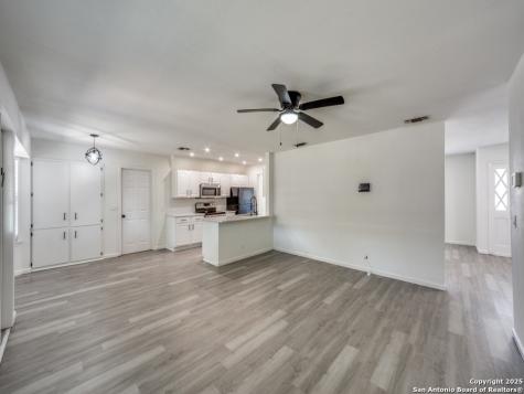 9714 Five Forks Street San Antonio TX 78245