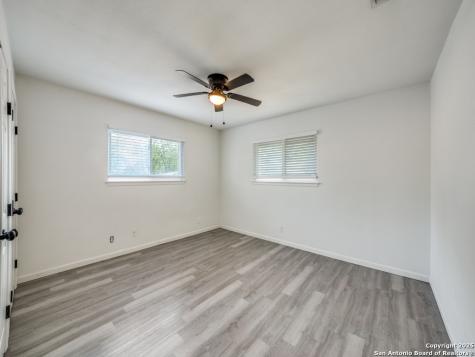 9714 Five Forks Street San Antonio TX 78245
