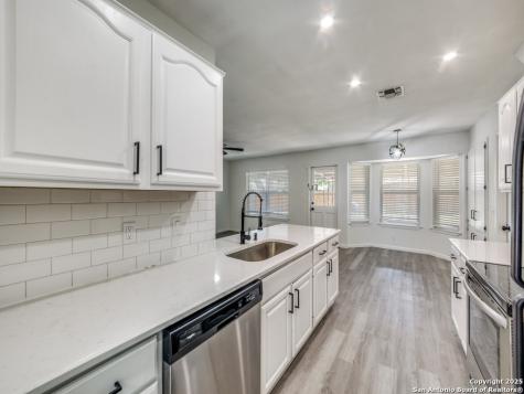 9714 Five Forks Street San Antonio TX 78245