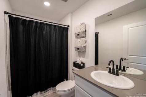 13255 Faxon Pass San Antonio TX 78221