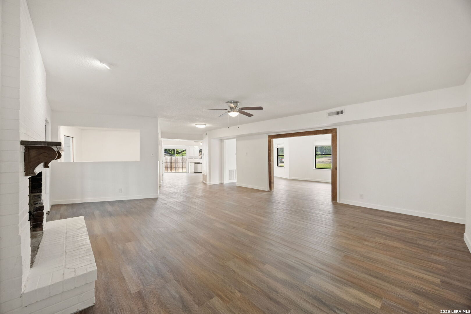 132 Rilla Vista San Antonio TX 78216