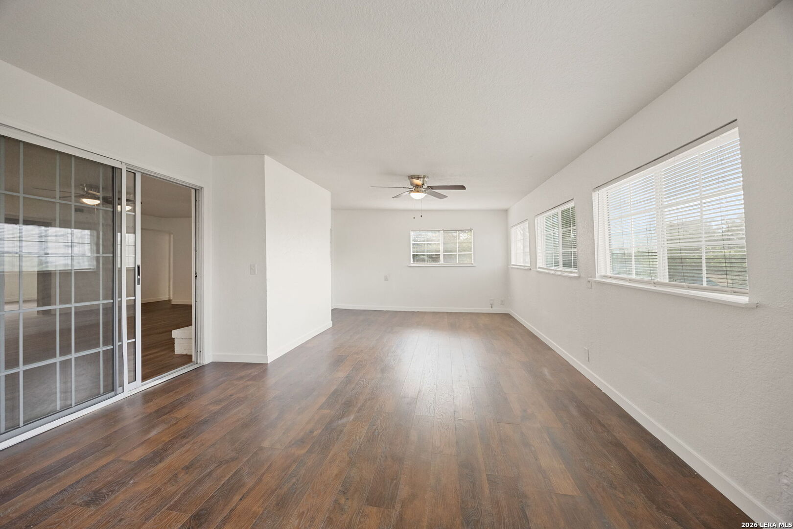 132 Rilla Vista San Antonio TX 78216