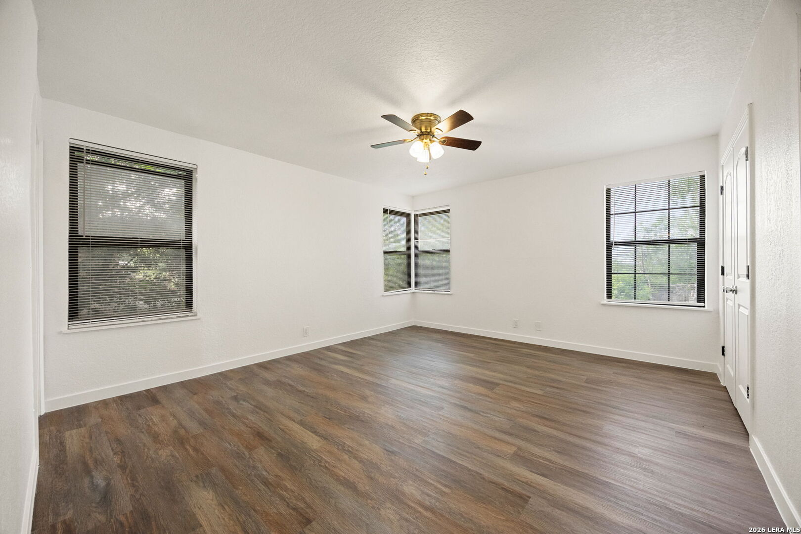 132 Rilla Vista San Antonio TX 78216
