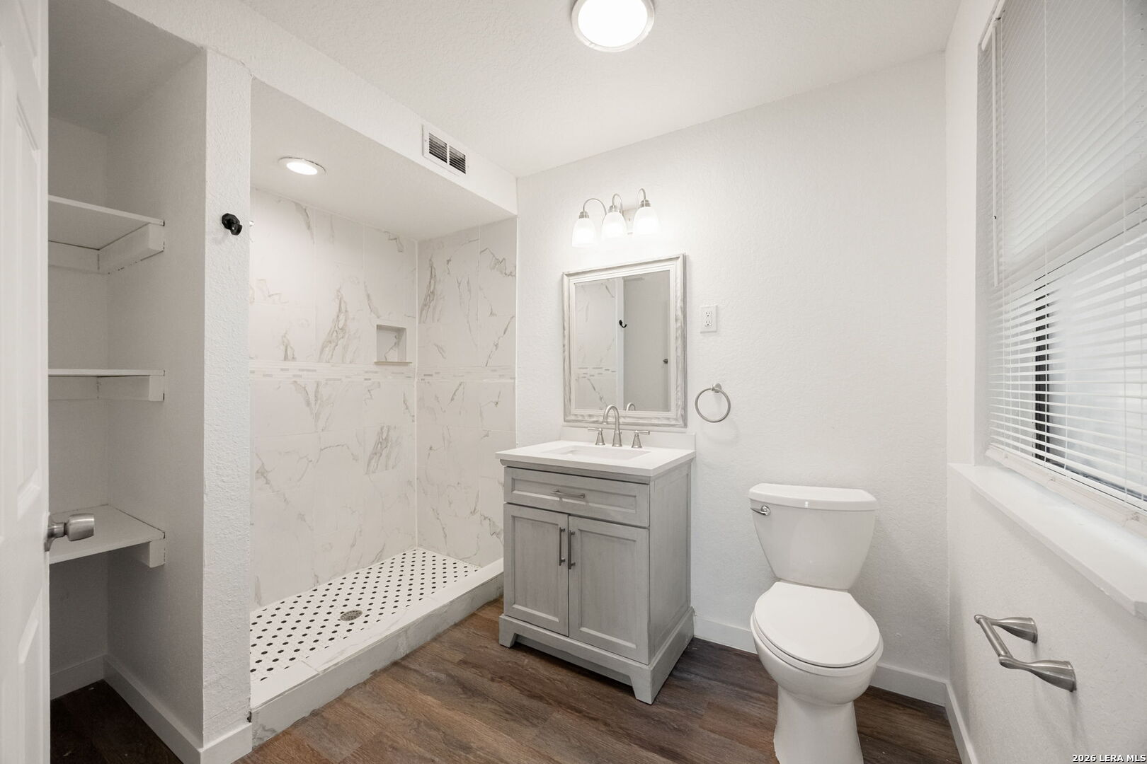 132 Rilla Vista San Antonio TX 78216