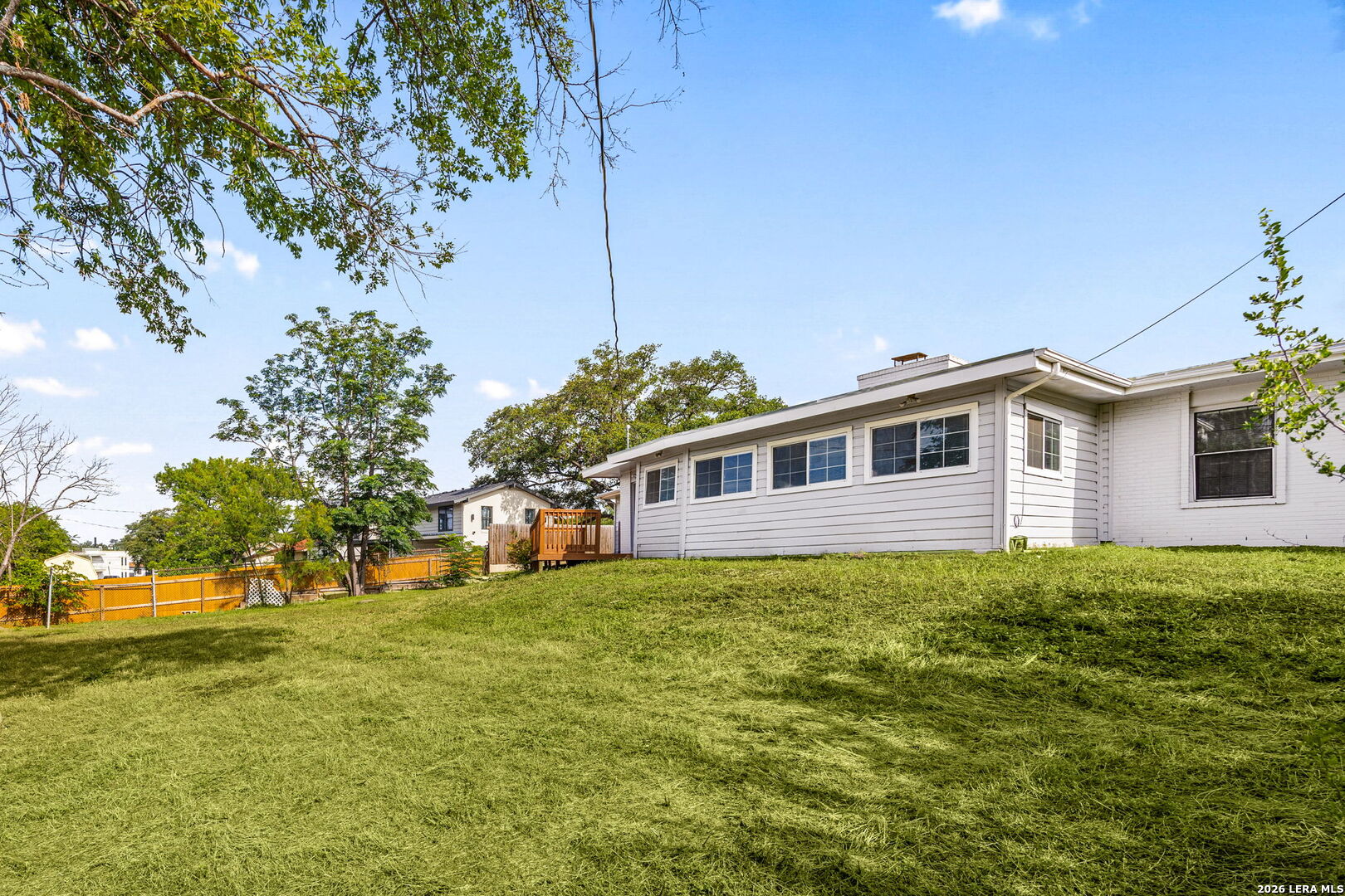 132 Rilla Vista San Antonio TX 78216
