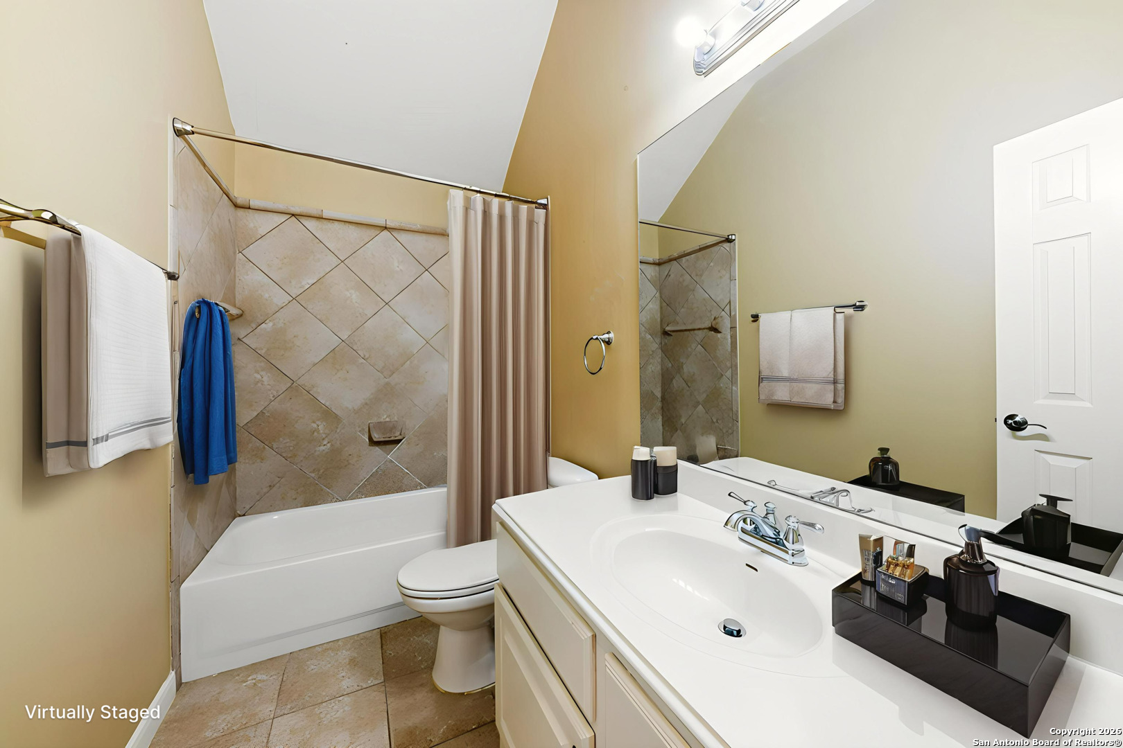 1737 Oak Wind New Braunfels TX 78132