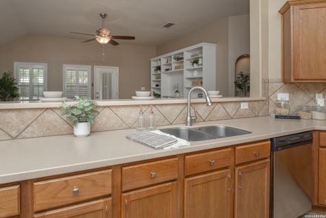 1739 Oakmont New Braunfels TX 78132