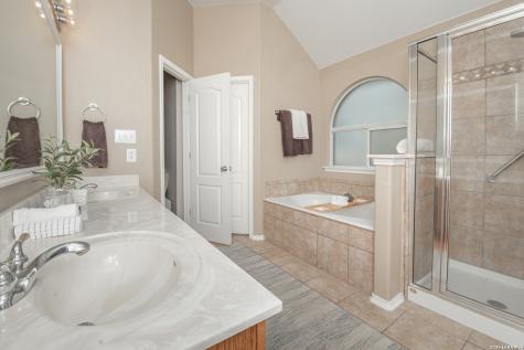 1739 Oakmont New Braunfels TX 78132
