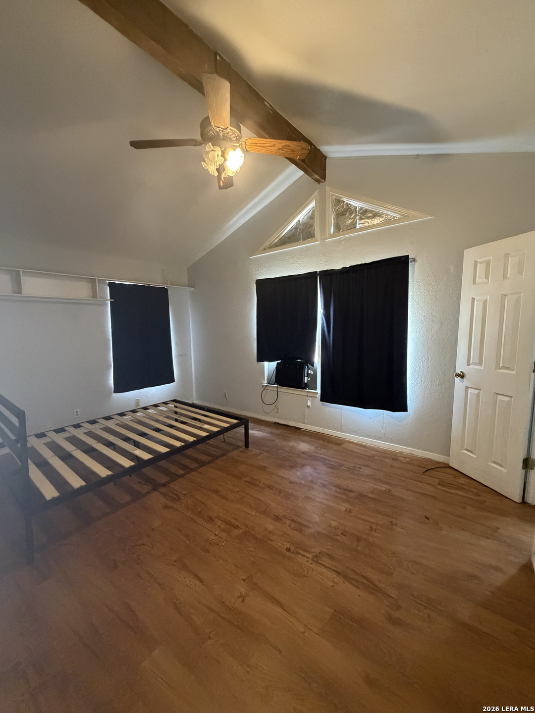 112 Fernandez Devine TX 78016