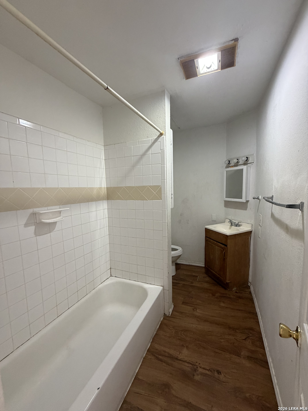 112 Fernandez Devine TX 78016