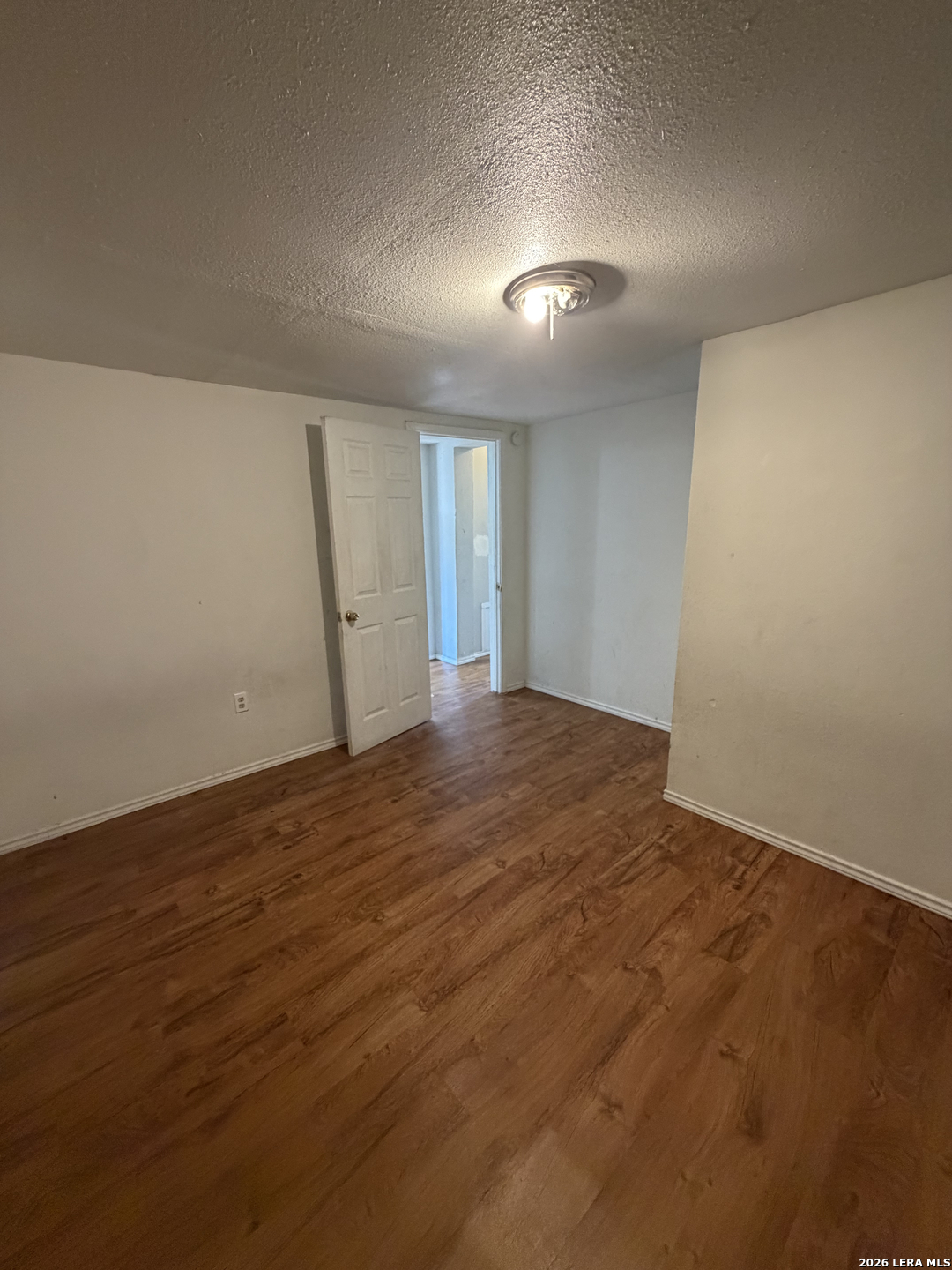 112 Fernandez Devine TX 78016