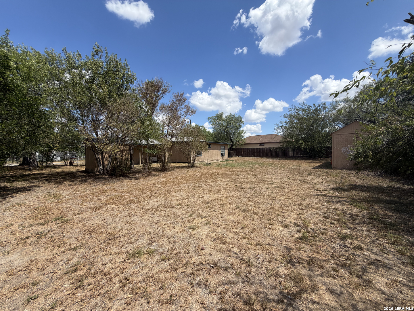 112 Fernandez Devine TX 78016