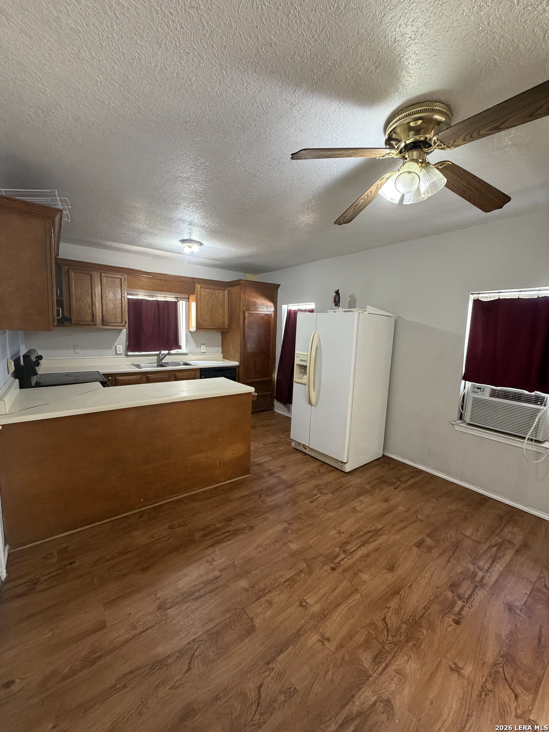 112 Fernandez Devine TX 78016