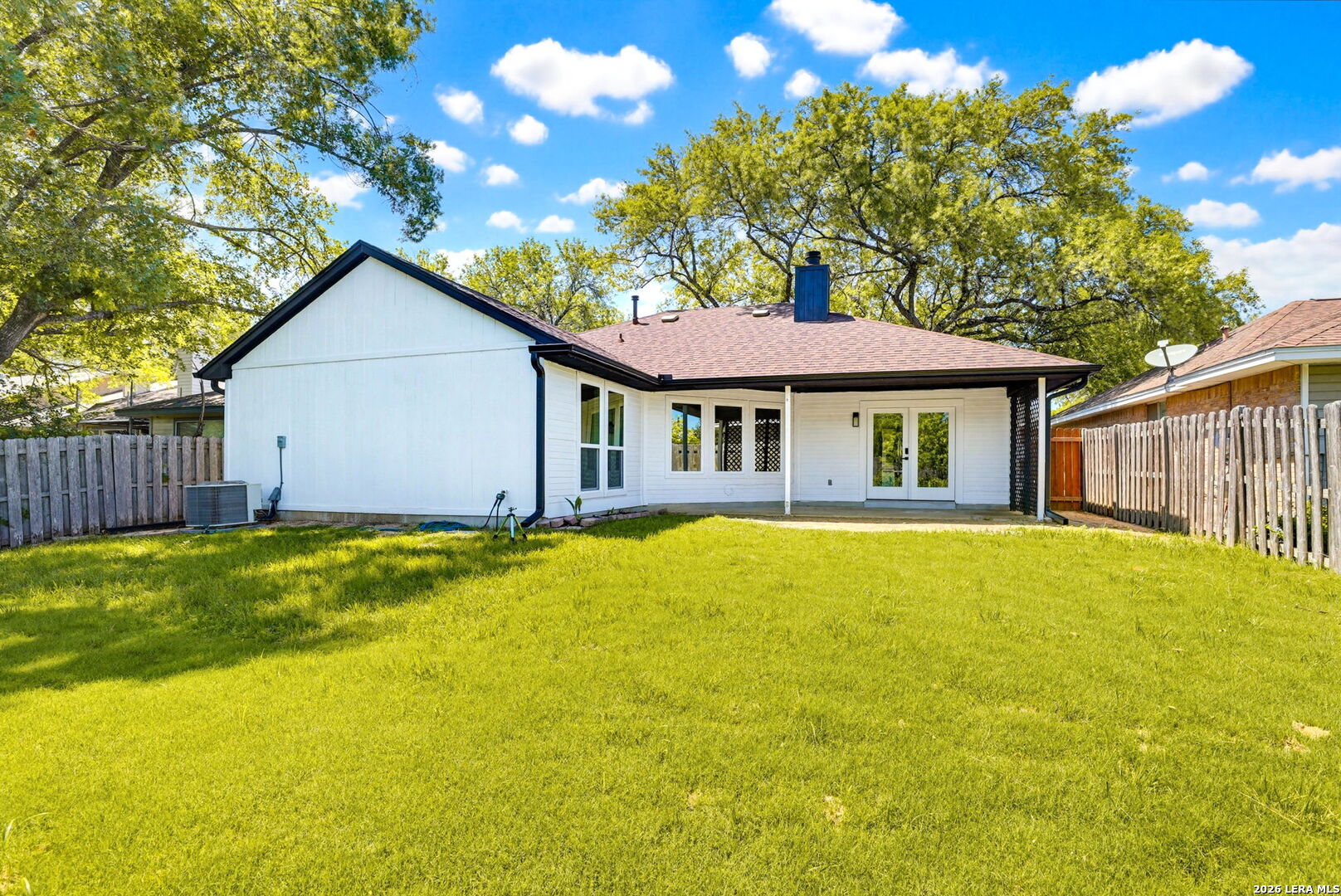 8114 Forest Bow Live Oak TX 78233