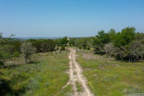 140 Twin Springs Road N Kerrville TX 78028