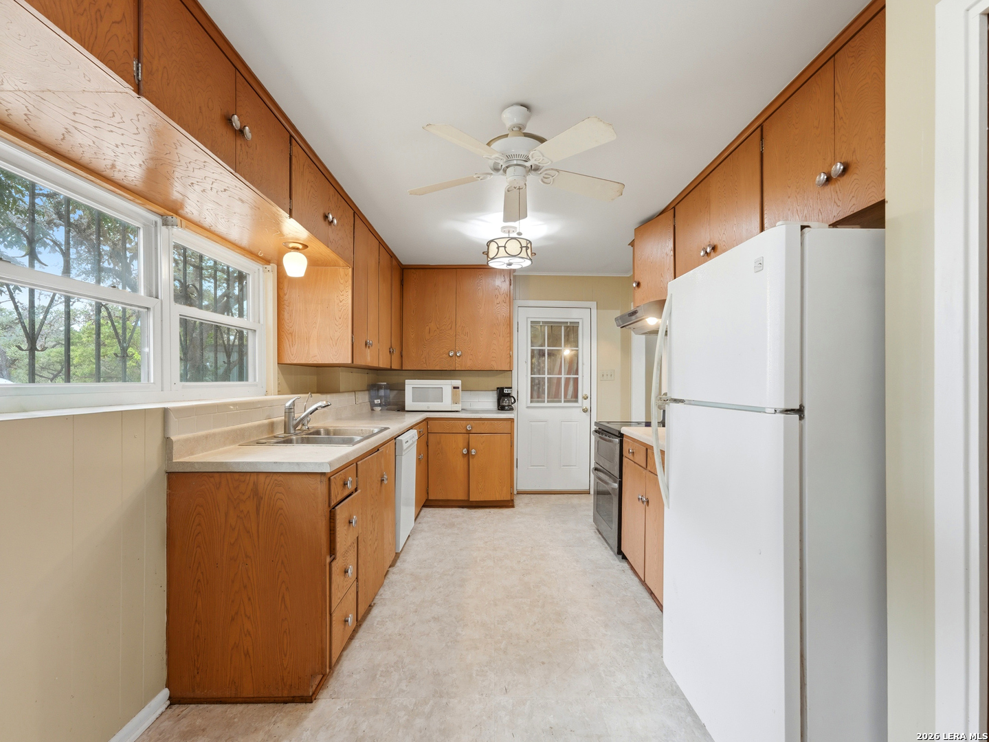 14156 State Highway 16 S Pipe Creek TX 78063