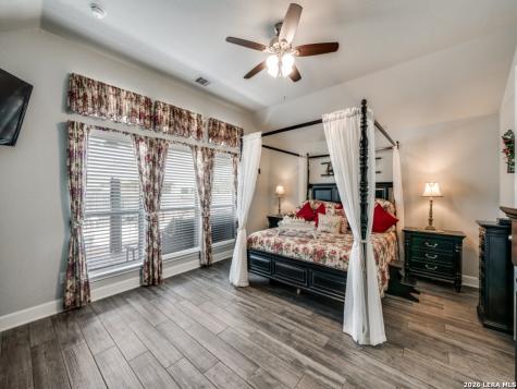 2154 Wildrye New Braunfels TX 78132