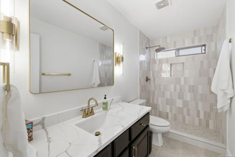 24111 Seven Winds San Antonio TX 78258