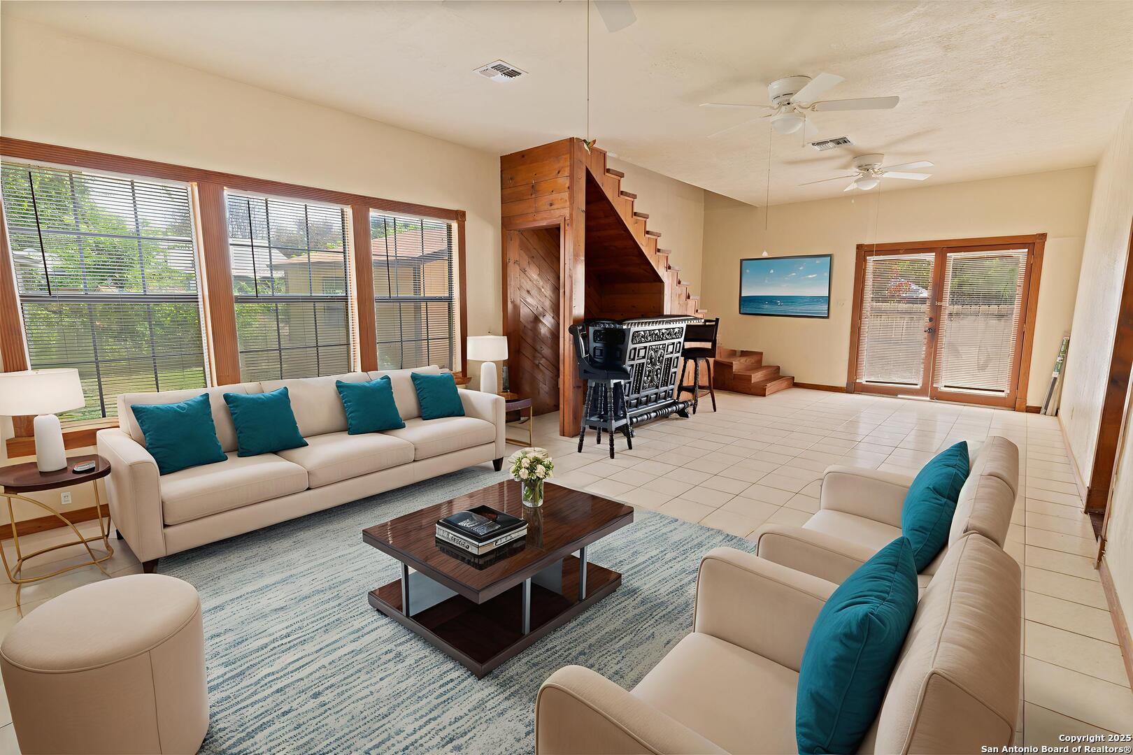 439 E French Place San Antonio TX 78212