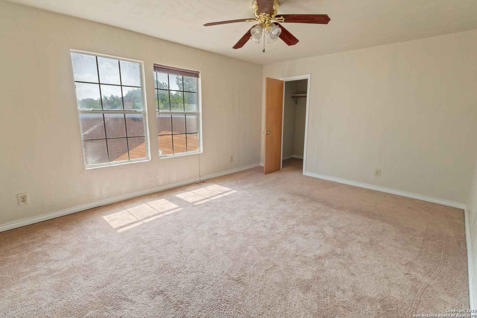 439 E French Place San Antonio TX 78212
