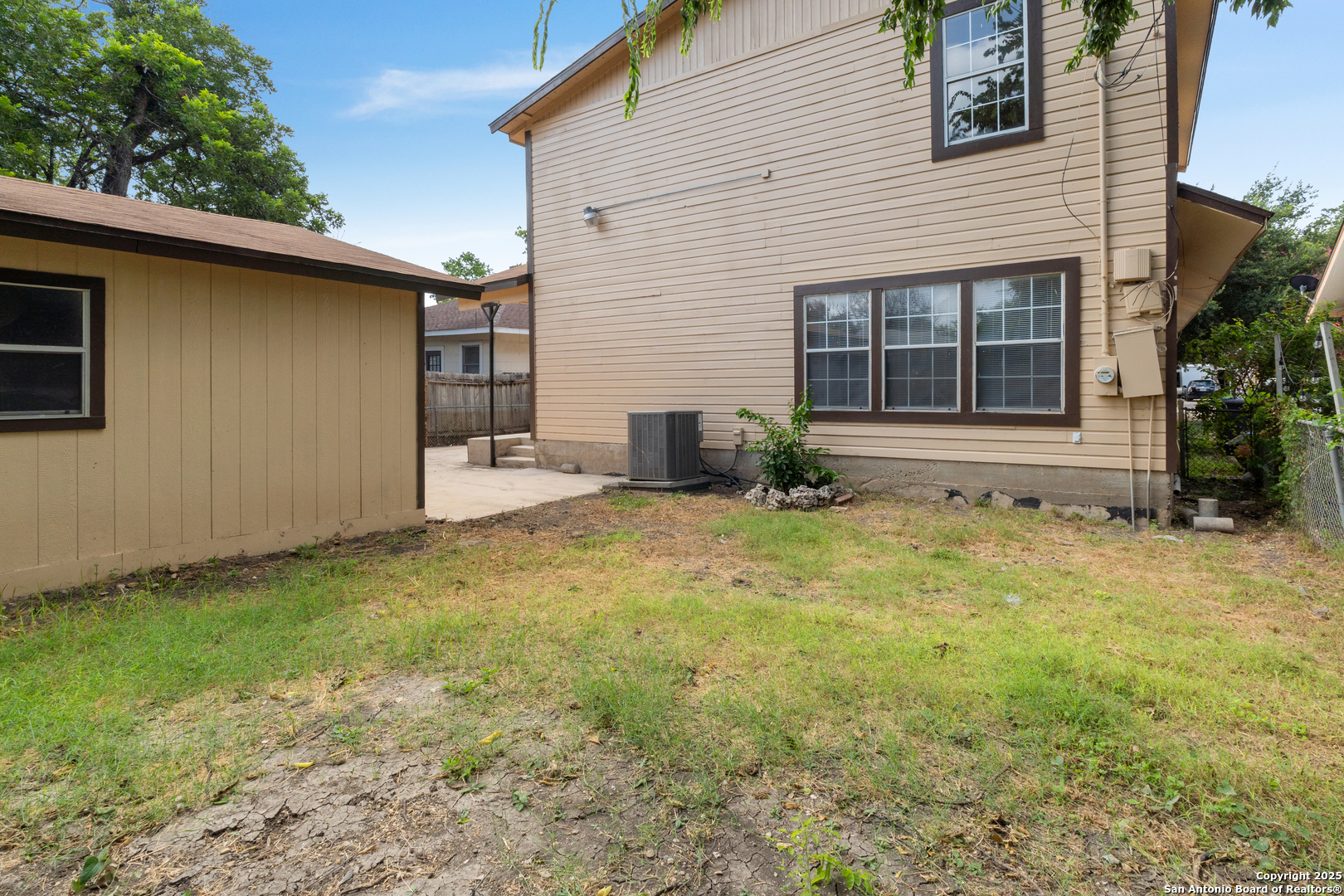 439 E French Place San Antonio TX 78212
