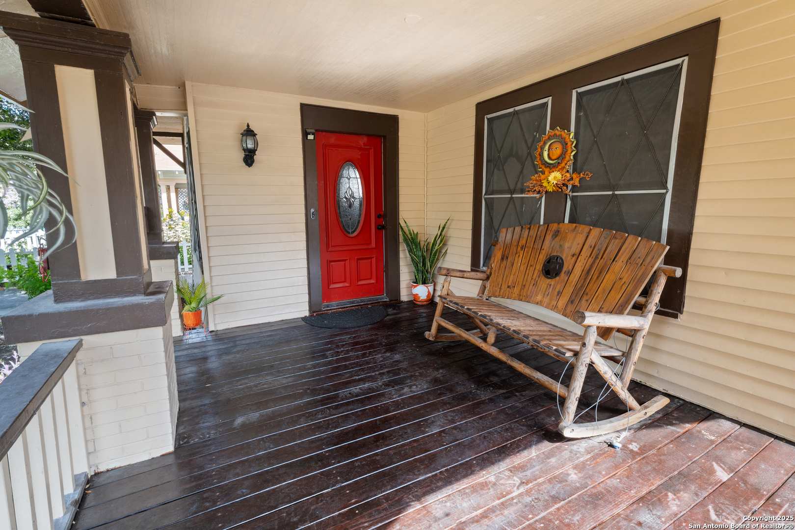 439 E French Place San Antonio TX 78212