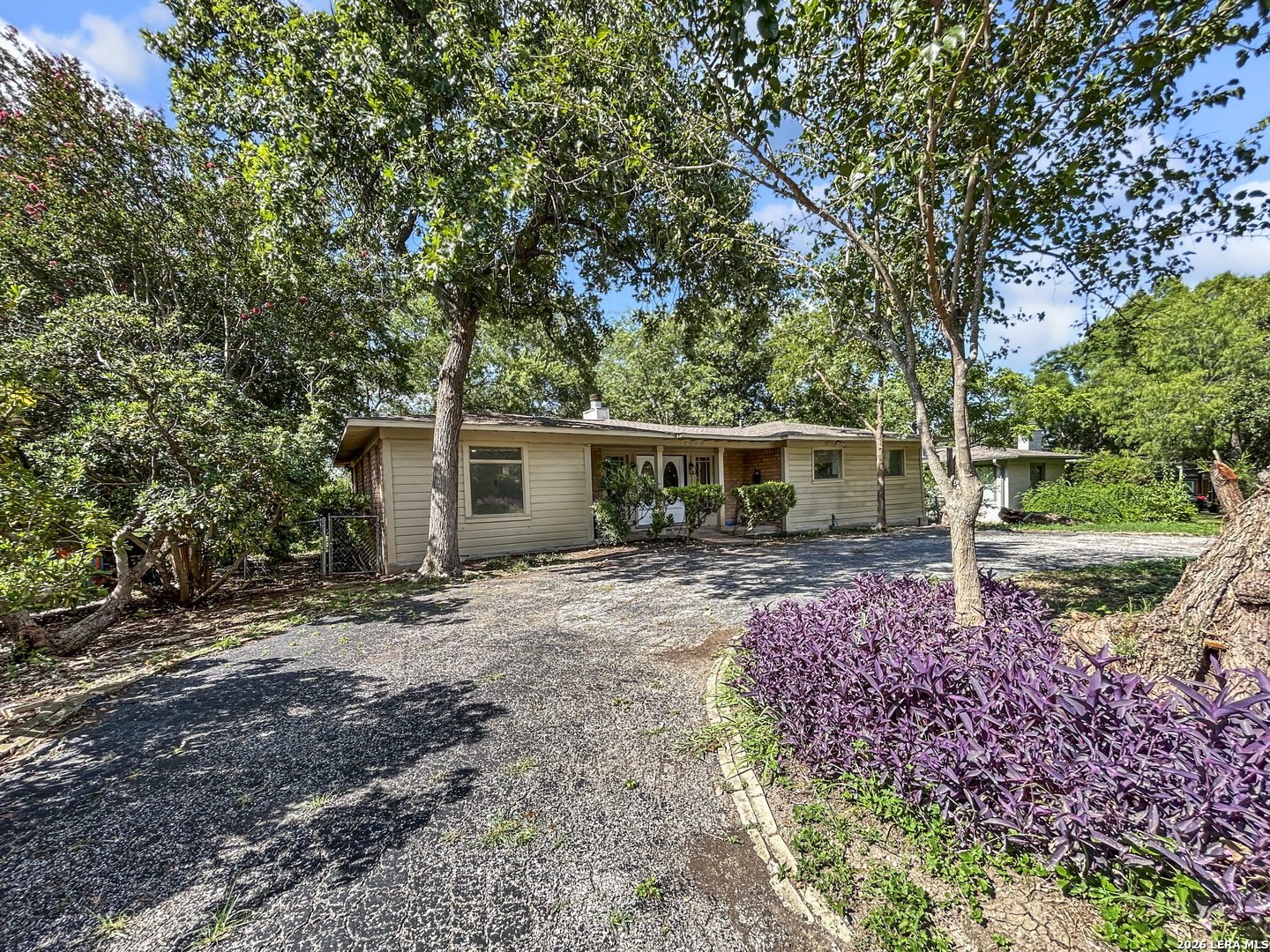 1028 Ivy Lane Terrell Hills TX 78209