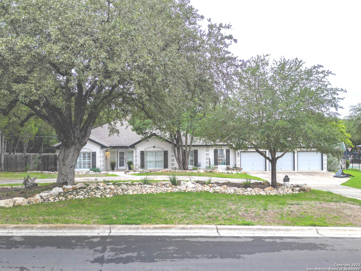460 Hunters Creek Drive New Braunfels TX 78132