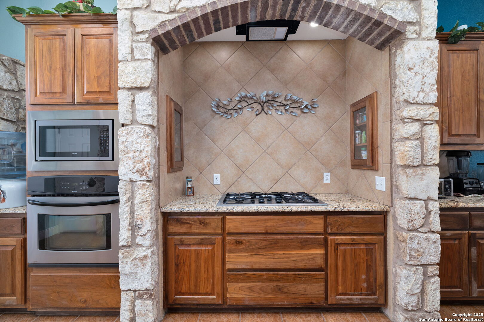 229 Legacy Trail Drive La Vernia TX 78121