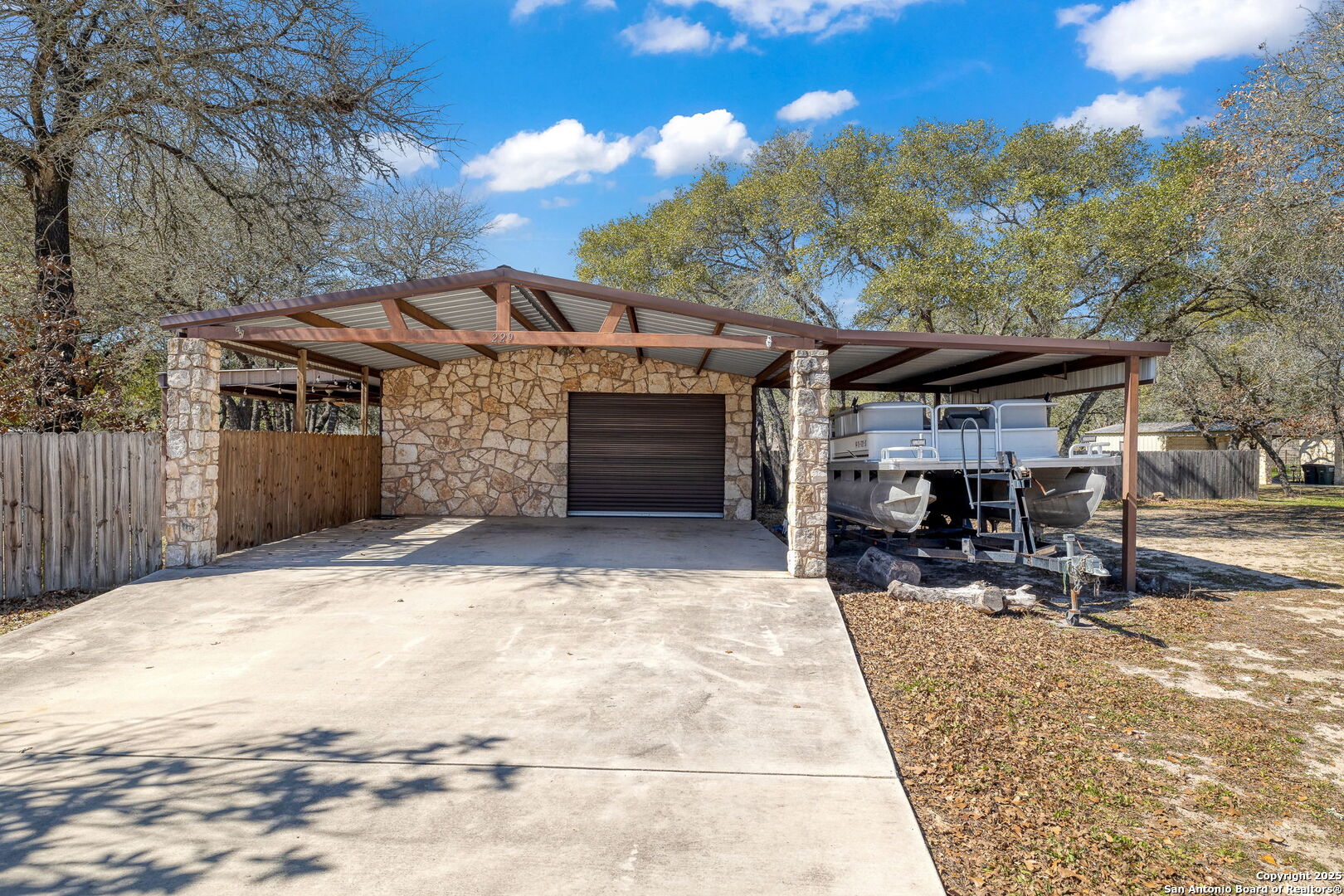 229 Legacy Trail Drive La Vernia TX 78121