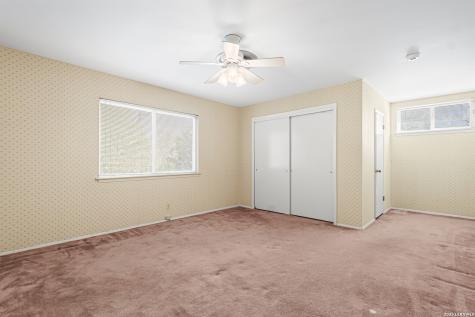 212 National Boulevard Universal City TX 78148