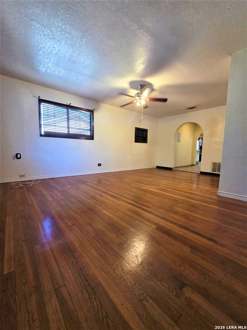 219 Burcham Avenue San Antonio TX 78221
