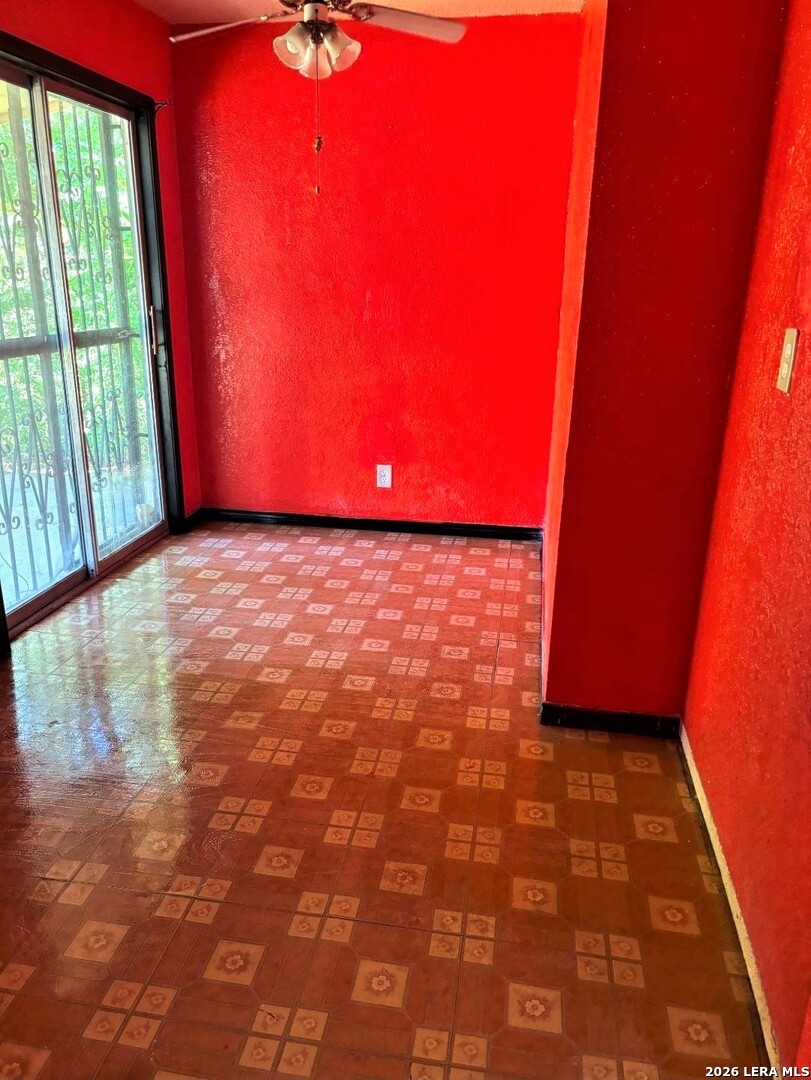 219 Burcham Avenue San Antonio TX 78221