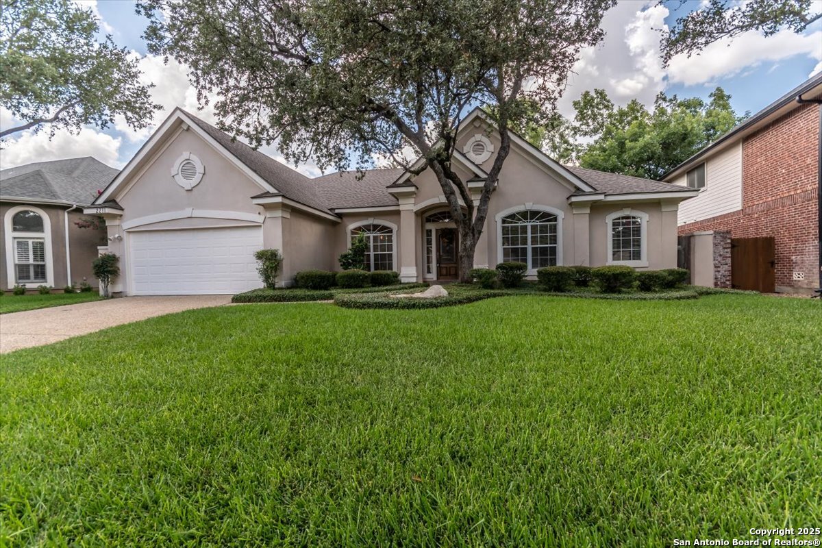 2211 Bentoak Hollow San Antonio TX 78248