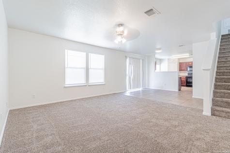 9611 Copper Falls Converse TX 78109