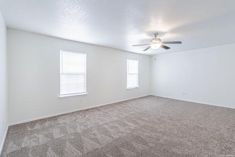 9611 Copper Falls Converse TX 78109