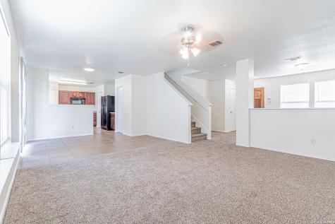 9611 Copper Falls Converse TX 78109