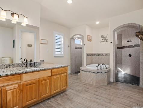 1530 County Road 132 Floresville TX 78114
