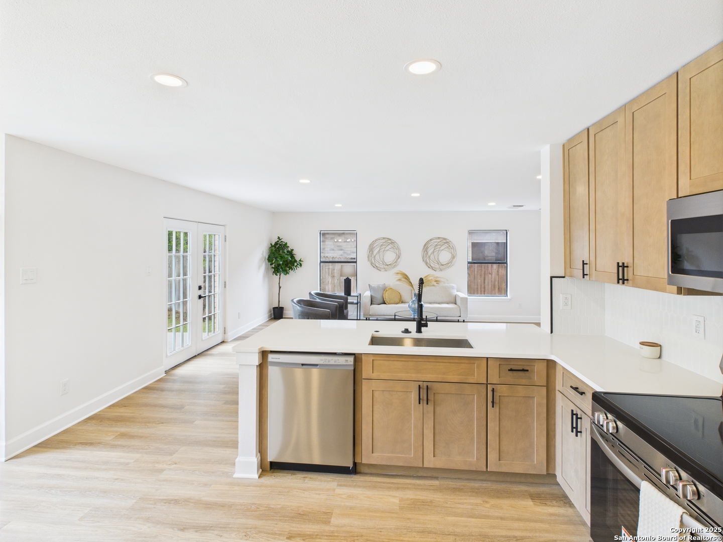 4933 Corian Well San Antonio TX 78247