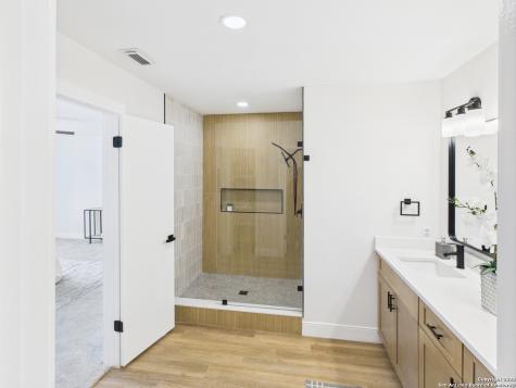 4933 Corian Well San Antonio TX 78247