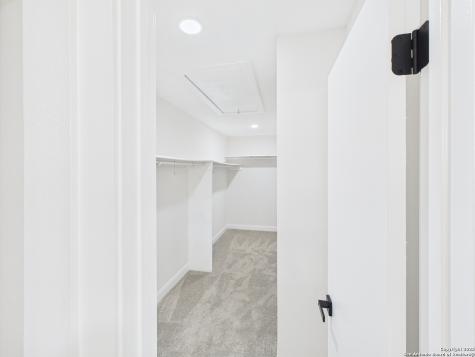 4933 Corian Well San Antonio TX 78247