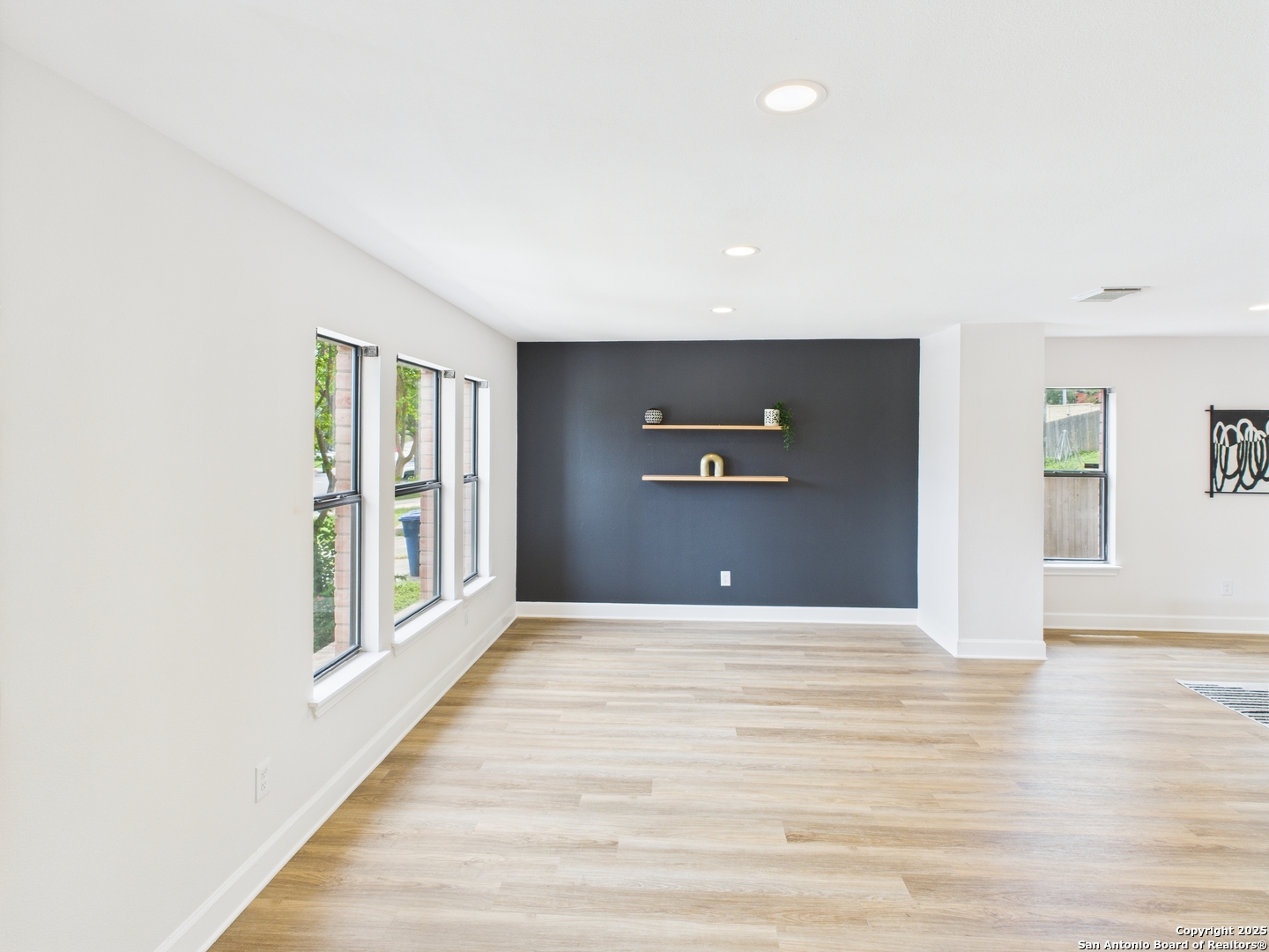4933 Corian Well San Antonio TX 78247